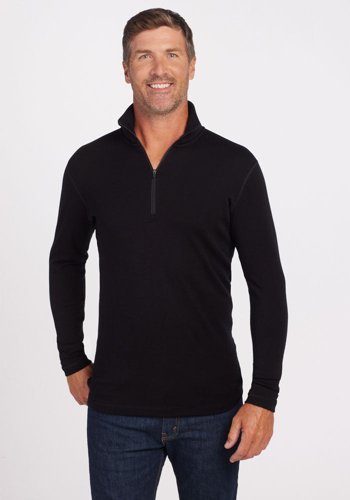 Mens 1/4 Zip merino wool base layer - Black | Lee is 6', wearing a size M