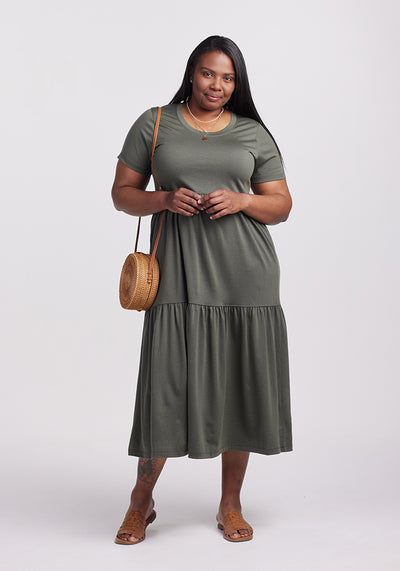 Model wearing Lucia dress - Deep Fern | Le'Quita is 5'11", wearing a size XL