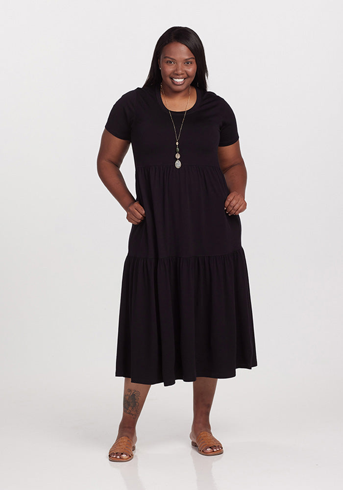 Model wearing Lucia Dress - Black | Le'Quita is 5'11", wearing a size XL