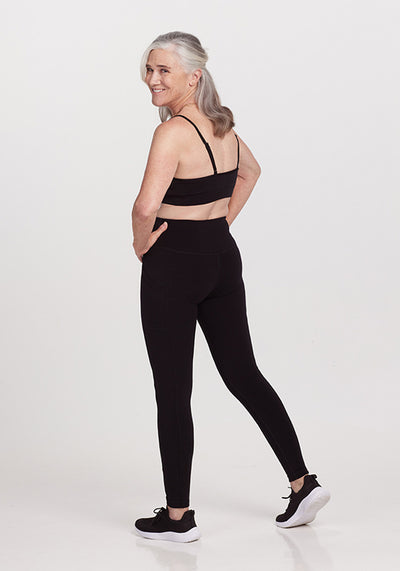 Model wearing Piper leggings - Black