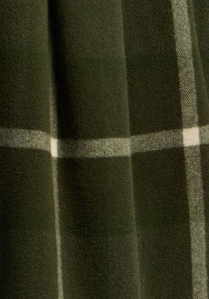 Close-up of Woolx Sawyer Shacket in Driftwood Fern Plaid: dark green with white checkered lines.