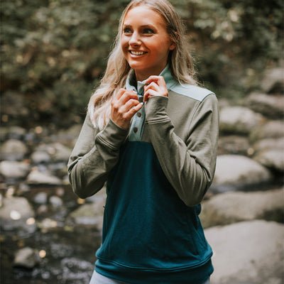 Womens Merino Wool Pull Over - Olive Teal