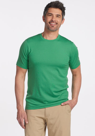 Model wearing Endurance tee - cactus green | Matthew is 6', wearing a size L