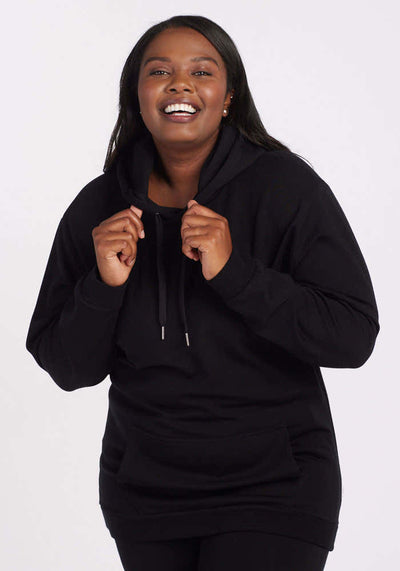 Womens heavy merino wool sweatshirt - Black | Le'Quita is 5'11", wearing a size XL